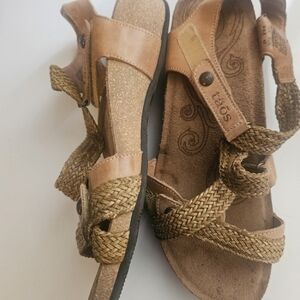 Taos Braided Leather Sandals in Light Brown 9 9.5